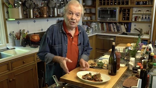 Budget Tuesday - Chicken Thighs with Garlic and Vinegar. Watch Jacques turn an inexpensive protein into a perfect meal for two. Note the pan sauce that Jacques whips up with the fond from the chicken - a great way to add flavor to a dish. #budget #food #recipe #chicken #budgettuesday #jacquespepin | Jacques Pépin Foundation