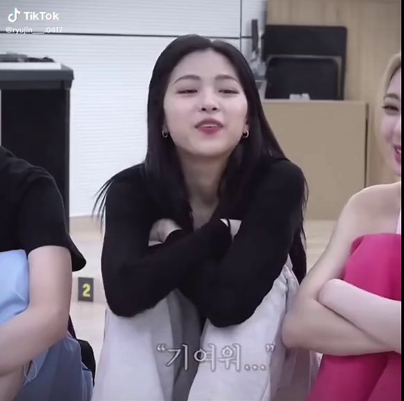 リュジンの魅力とITZYのエンディング集