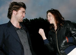 Robert Pattinson & Kristen Stewart: Moment They Fell In Love Revealed