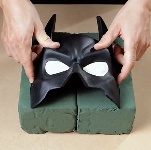 29K views · 39 reactions | Fabrication d'un masque légendaire par moulage de métal | Les Cracks du Bois | Facebook