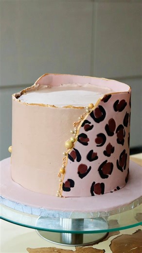 🐆La técnica de leopardo que está en tendencia en tartas #fondant #fondanttutorial #leopardcake