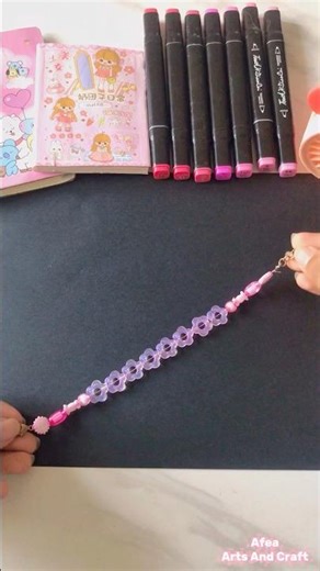Making bracelet with just only one color pink 💕 #fypviralシ #afeaartandcraft #crafty #bracelet