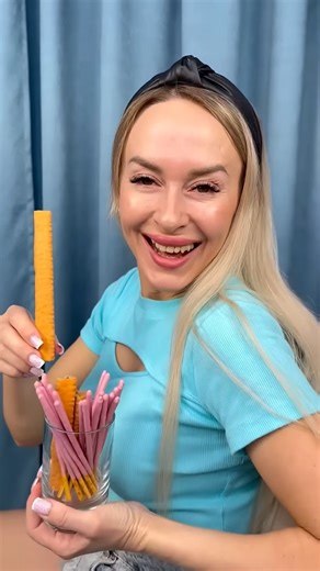 Introducing the🥰♥️ "Vita Wear SmartBand," a next-generation wearable gadget