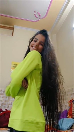 after shower routines🫣💞🤭 #youtubeshorts #foryou #trendingshorts #explore #fyp #song #shorts #love