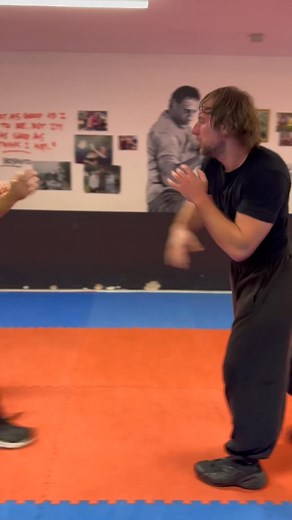 333K views · 3.6K reactions | In a street fight, 8 out of ten attackers come with weapons. No matter what you train, only you know the truth. Look in the mirror and answer yourself. How stable are you? Panic causes chaos in your mind, leading to a loss of control in your defenses. Train your emotions properly. | Fight Mentality & P.F.S | Facebook