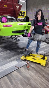 New transmission install! 💪🏻 | Team Sally Racing