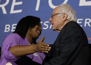 Hillary Clinton, Bernie Sanders Fight for Support from Police Victim’s Family
