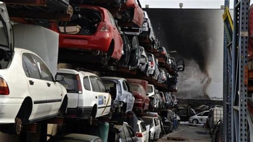 ¿Tienes un coche que ya no usas? Así puedes darlo de baja definitiva y dejar de pagar impuestos y seguro