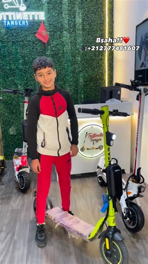 Nizar Gomari Khayat on Instagram‎: "مرحبا بالجميع !!❤️ #trottinetteélectrique #electricscooter #patineteseléctricos #maroc #tanger #electric #thebest #🛴 #patinete #escooter #ebike #electricbike #trottinettefreestyle #trottinettenouvellegeneration #electricvehicles #electricbicycle #numberone #fyp #fypage #fypreelsシ゚ #❤︎ #❤️ #🔥 #😍"‎