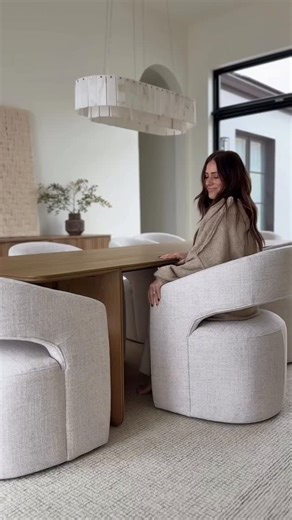 𝐃𝐚𝐧𝐢𝐞𝐥𝐥𝐞 𝐃𝐨𝐧𝐨𝐡𝐮𝐞 on Instagram: "COMMENT “SHOP” FOR LINKS or shop the link in my bio ✨ *Please note: please follow @danielle.donohue first so that links don’t get hidden in your DM’s ☺️ The perfect neutral dining room chairs! Upholstered Dining Chairs with Casters Modern Barrel Side Armchair with Rollers for Diningroom Bedroom Livingroom Reading Room, Linen, 4PCS #amazonhome #amazonfinds #amazongadgets #amazonfavorites #homehacks"