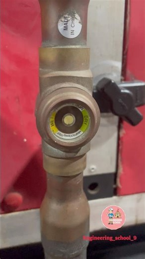 What is the Purpose of a Sight Glass in an Air Conditioning System? |HVAC Basics | use of side glass