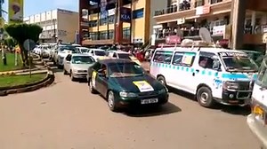 This video taken on Monday 7, December 2020 by NTV reporter Herbert Zziwa shows NRM supporters holding processions in Mbarara city ahead of Party Presidential Candidate Yoweri Kaguta Museveni Tibuhaburwa campaign meeting #NTVNews #UGDecides2021 WATCH 👇 | NTV Uganda