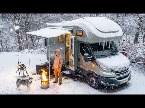 Camping in Heavy Snow with a Luxury Motorhome