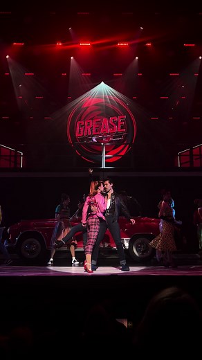On top of the finale that I posted a few hours ago, I had to share the amazing Keanu Gonzalez and MacKenzie Dunn who are absolutely KILLING it as Kenickie and Rizzo 🤩 *video taken 17/01/2024* #grease #greaseoz