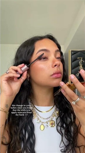 this mascara hack literally changed my life🤩 #mascararoutine #mascara #mascarahacks #mascaratips