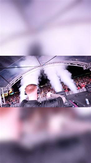 𝐆𝐨 𝐈𝐧𝐬𝐚𝐧𝐞 with my Aussie fam Uberjakd Ella Young is OUT NOW 🇦🇺🤝🏴󠁧󠁢󠁳󠁣󠁴󠁿 Doofdoof | David Rust