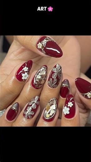 Smiley Face Nail Art: Cute & Retro Happy Designs 😊