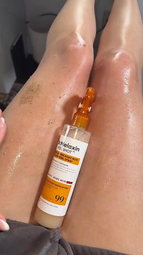 ✨ Fade Dark Spots & Rough Skin? ✨ Peel Shot combines Kojic Acid & Turmeric for the smooth, bright skin you want. ✅ Visibly reduces hyperpigmentation. ✅ Smooths texture (KP, elbows, knees). ✅ Gentle, natural, effective. 🌱 Unlock confident, glowing skin! 🛒 Get Smooth & Bright Skin! | Solstice Labs