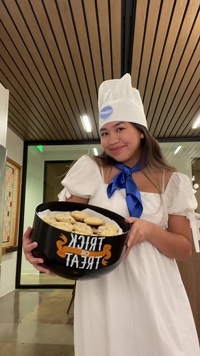 im just a little pillsbury doughboy!! pls!!! #halloween #halloweencostume