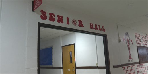 Tips for seniors applying for scholarships