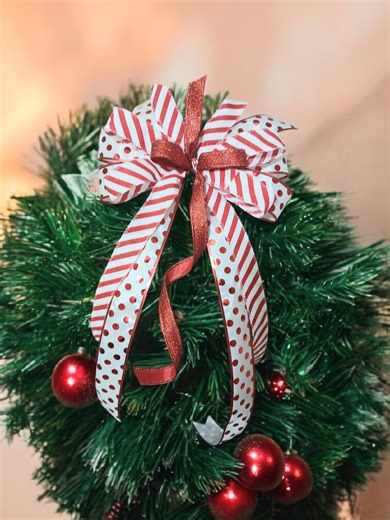 Red and White Candy Cane Christmas Bow, Holiday Decor - Etsy