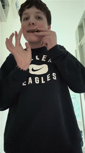 How to hold and play a jew harp #maultrommel #jawharp #unique #instrumental #jewharp #howto