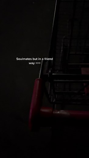 Exploring the Uniqueness of Shopping Carts