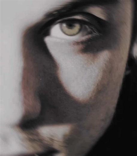 gotta end the year with werewolf frank 🐾 | cc/panning: sparkofires&sweetlydevoted | #fypシ゚viral #fypシ #frankiero #frankieroedit #mychemicalromance