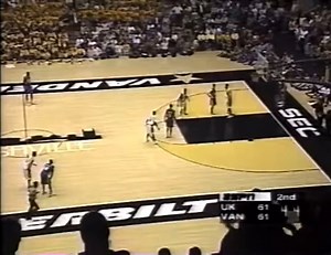 Jan. 27, 1998 – Nazr Mohammed conjures up some Memorial Magic of his own as his improbable bank shot at the buzzer beats Vanderbilt 63-61 in Nashville. #BBN | Kentucky Wildcats on 247Sports
