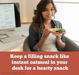 Healthy Snacks You Should Keep at Your Desk at Work