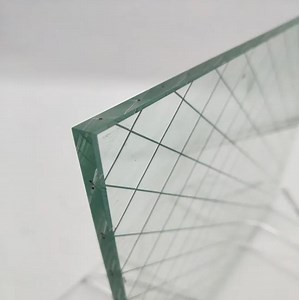 [Hot Item] Annealed 6 mm Obscure Iron Wire Mesh Figured Patterned Wired Glass Prices