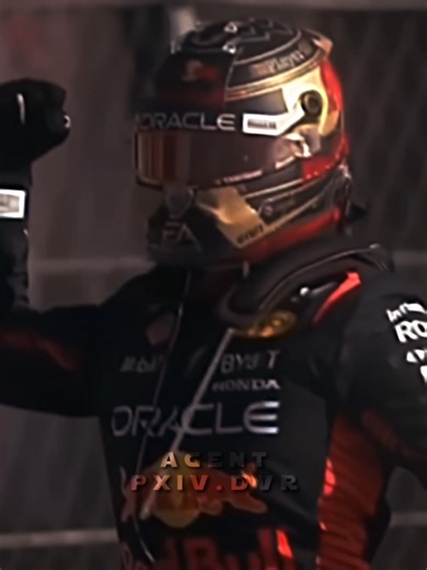 Red Bulls golden boys😍😍😍 #f1 #formula1 #f1edit #formula1edit #sebastianvettel #maxverstappen