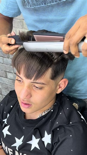 Brotin avec lisseur de cheveux : astuces et style