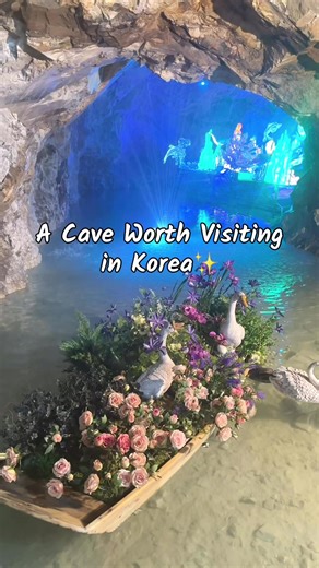 Kayak Adventure Inside Hwalok Cave in Korea