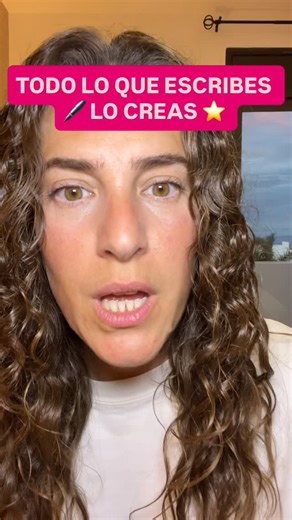 Macarena Hernández - Ley de Atracción y Conciencia on Instagram: "✍🏻 Escribe en los comentarios la palabra “LEY” y te envío un entrenamiento gratis de cómo reprogramar paso a paso tu mente subconsciente y manifestar lo que deseas. #manifestacion #leydeatraccion #metafisica #abundancia #decretosyafirmaciones"