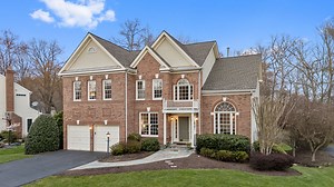 18301 McKernon Way, Poolesville, MD 20837 | Bella Vista Realty Tours