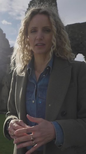 From 1537, Henry VIII and Thomas Cromwell’s dissolution of the monasteries became unstoppable — though some religious houses still hoped to escape the flames. Why did it become such a determined destruction of the whole system of monasticism? What happened to the monks and nuns? And what happened to those who did not go along with the king’s wishes? I’m thrilled to say that Part 2 of A World Torn Apart: The Dissolution of the Monasteries has dropped! You can stream it now on @historyhit. With my