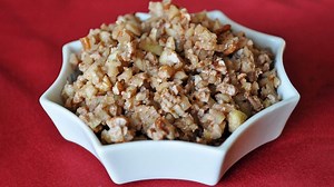 Passover 2021 Charoset Recipe: Here's How to Make This Traditional Seder Item Using Apples and Wine (Watch Video) | 🍔 LatestLY