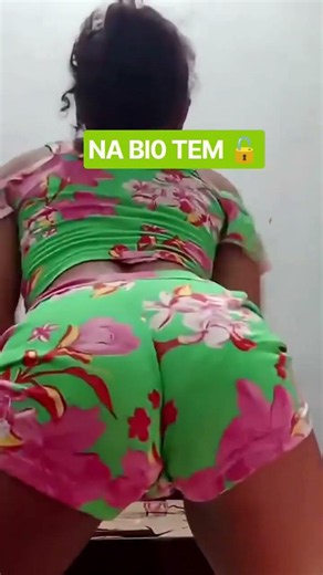 menina dançando (bio)
