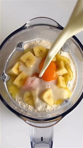 Raspberry Banana Oat Cake 🫐🍰 | Healthy Breakfast Cake | Soft & Naturally Sweet