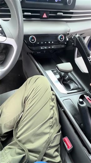 Hyundai Elantra airbag module remove and reset