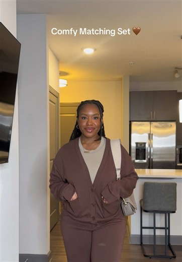 Matching sets to run errands will always be my go to 🤎 @Katch Me Chic sets are top tier!!!!! #matchingsets #comfyoutfit #comfyclothing #comfortableoutfit #matchingset