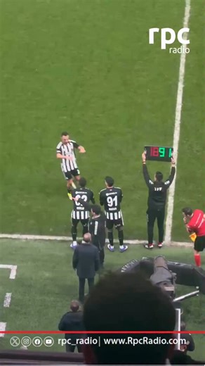 Michael Amir Murillo 🇵🇦 hizo su debut oficial con el Besiktas al ingresar al minuto 78’, convirtiéndose en el primer panameño en jugar en la Superliga de Turquía 🇹🇷. #RPCRadio | RPC Radio