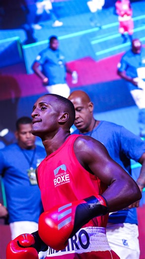 HOOP on Instagram: "🎯 @felipe_boxee feboxerio • • • • • #boxing #boxe #boxeo #mma #combat #ufc"