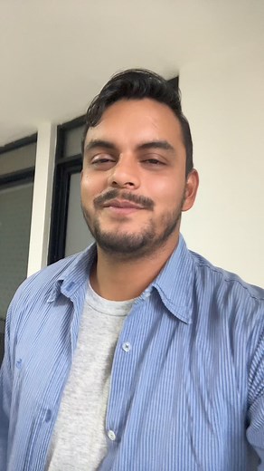 74K views · 2.7K reactions | Cada vez es más difícil conseguir pacientes #sigueme #comedia #humor #situaciones #risas #sigueme #doctorernestoguerra #parejasdivertidas #consulta #comedia #sketch #comedia_medica | Dr.ernestoguerra.obs | Facebook