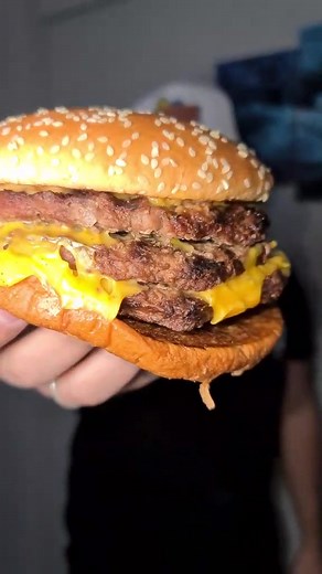 Burger King Stacker XL - The Ultimate Burger Experience!