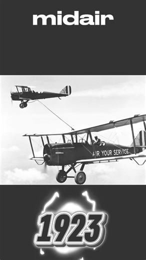 The First Time Planes Refueled in the Air 😳”