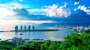 China has made significant progress in pursuing sustainable development and human rights protection in recent years, experts said at a side event during the 58th session of the UN Human Rights Council on Monday. #GLOBALink | China Xinhua News