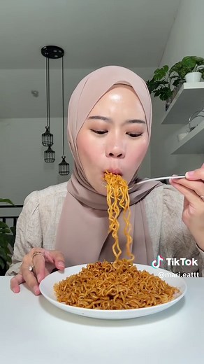 Makan-Makan Terbaik: Rekomendasi Makanan Populer di TikTok