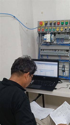 PLC PROGRAMMING AND SIMULATION Training Course: Electro-Pneumatics with PLC Venue: Parañaque City Branch #trainwithus #UpgradeYourSkills | AC-DC Training Center